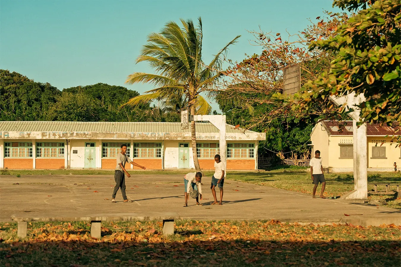 Basketball game in the schoolyard. If you end up here, you've taken a wrong turn!